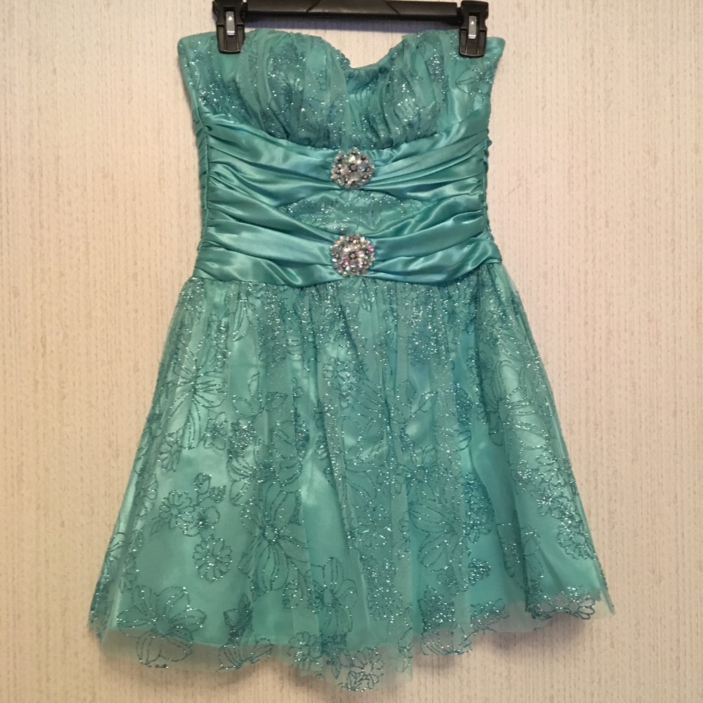 Teal Homecoming/Formal Dress 💙